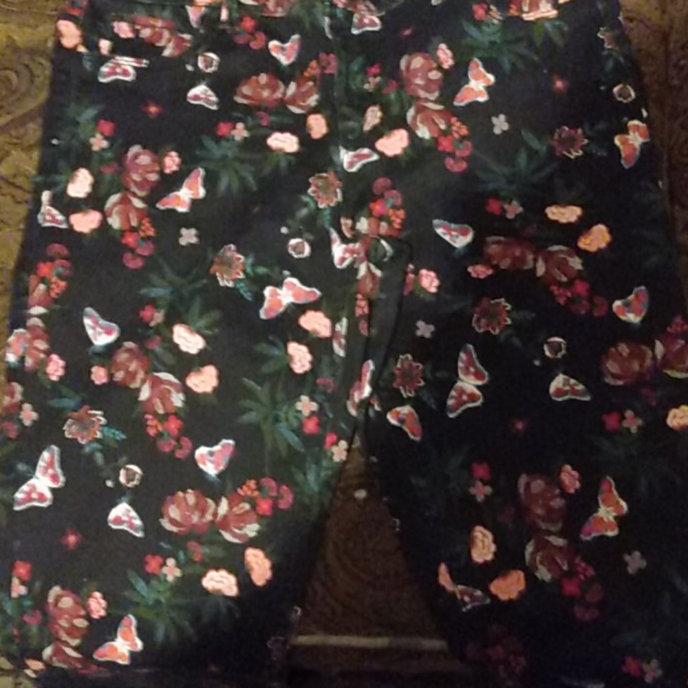 Women wonder pants
